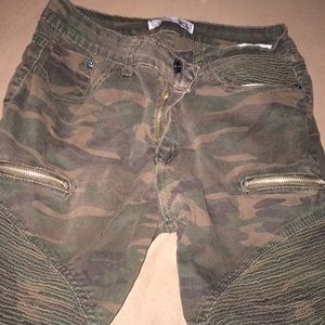 Blue topic cargo jeans